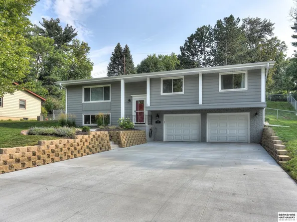 10265 Ohio St, Omaha, NE 68134