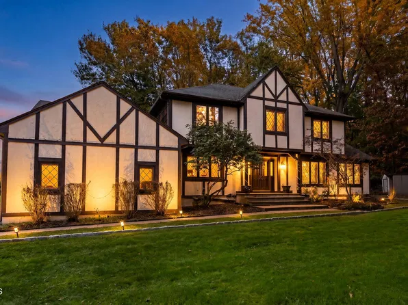 775 Holmdel Road, Holmdel, NJ 07733