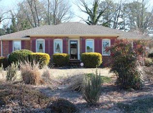 2057 Evergreen Dr, Boiling Springs, SC 29316