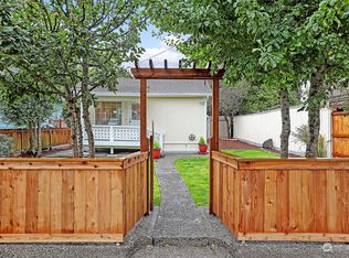 8827 10th Ave SW, Seattle, WA 98106