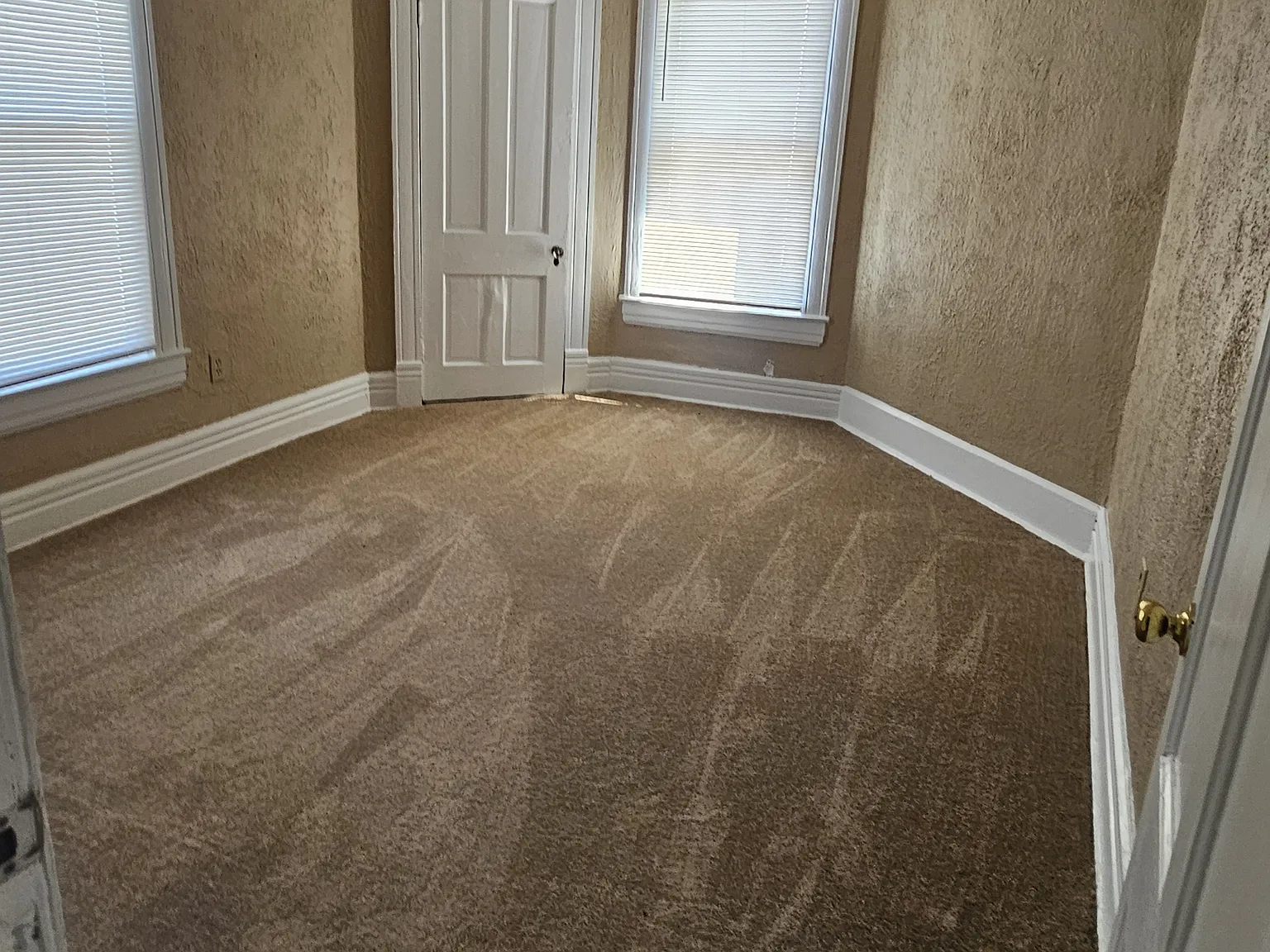2 bed, 850 sqft, $1,200 — Photo 4