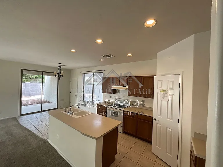 192 W Mahogany Pl — Photo 4