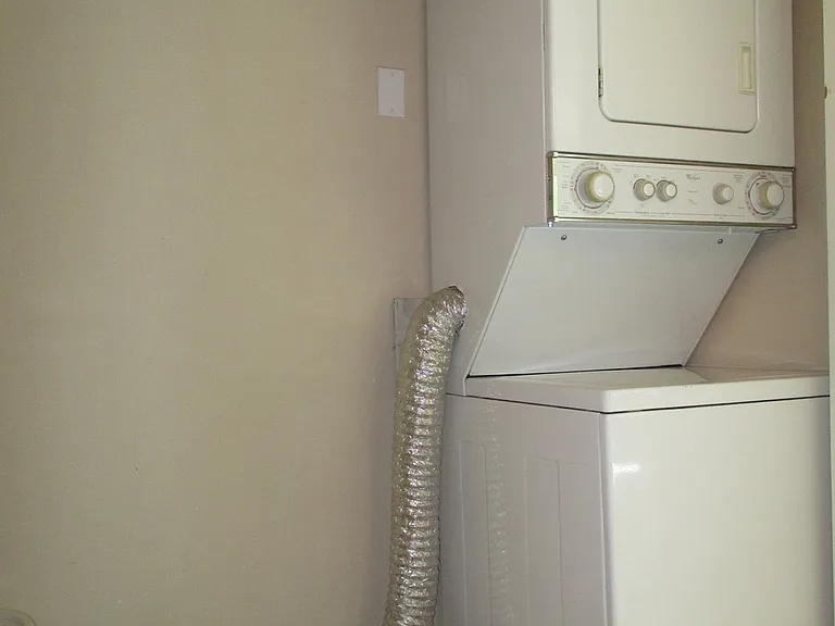 1545 SW Clay St #325 — Photo 10
