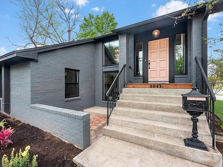 5041 Nina Lee Ln — Photo 3