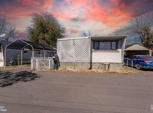 510 Roberts Ln #53, Bakersfield, CA