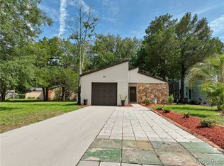 35 Jamaica St, Homosassa, FL 34446