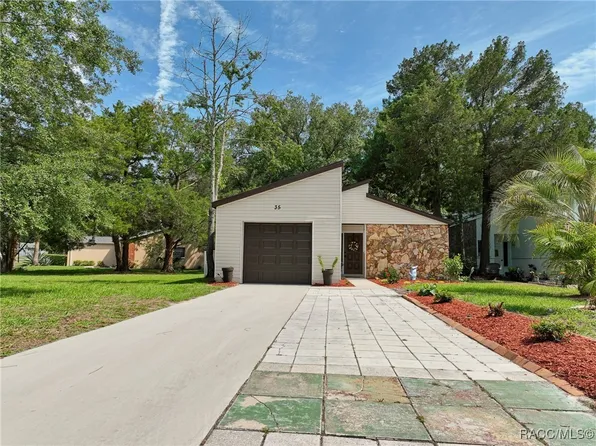 35 Jamaica St, Homosassa, FL 34446