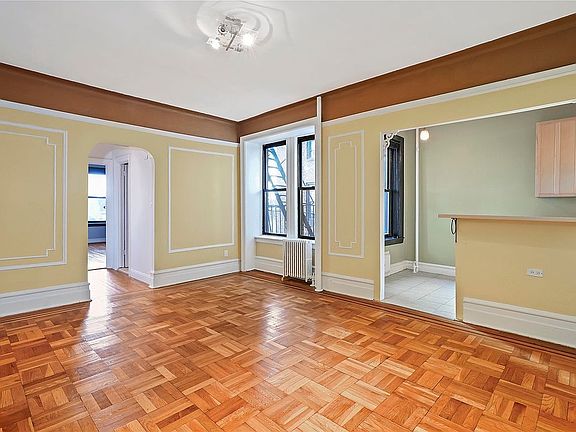 2nd image of 86-10 109th St APT Cc1