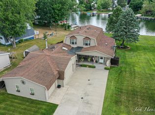 8058 Arrowhead Dr, Mears, MI 49436