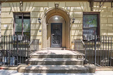19 West 106th Street