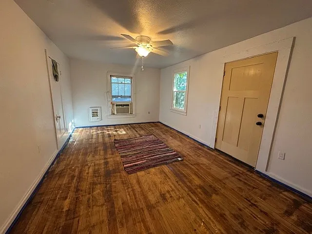 817 W Long St — Photo 12