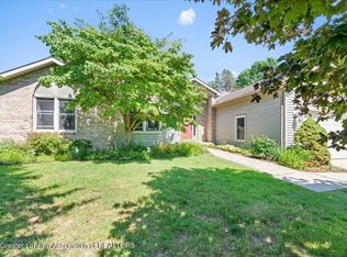 2470 Walenjus Ct, Holt, MI 48842