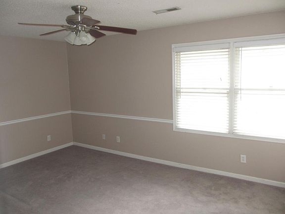 5th image of 10407 Ravenbrook Ln