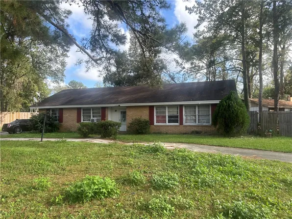 2906 Redwood St, Brunswick, GA 31520