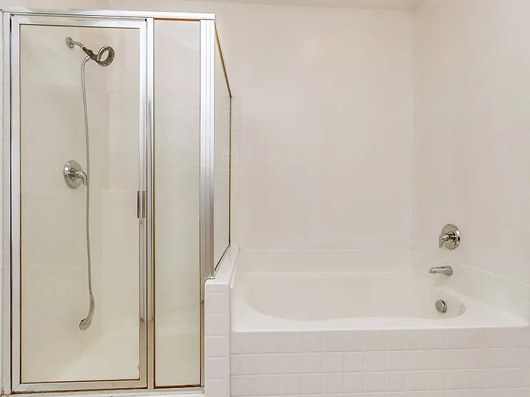 5413 W Apollo Rd — Photo 10
