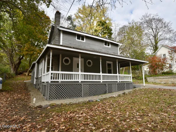 15 Traver Street, Lake Luzerne, NY 12846