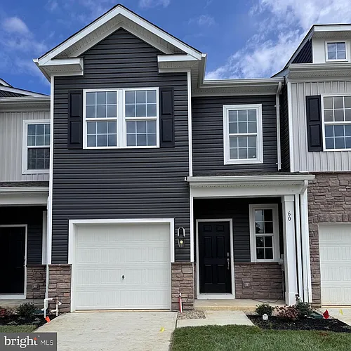60 Robert Dr Photo 1