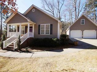 1096 Lake Ridge Dr, Creedmoor, NC 27522