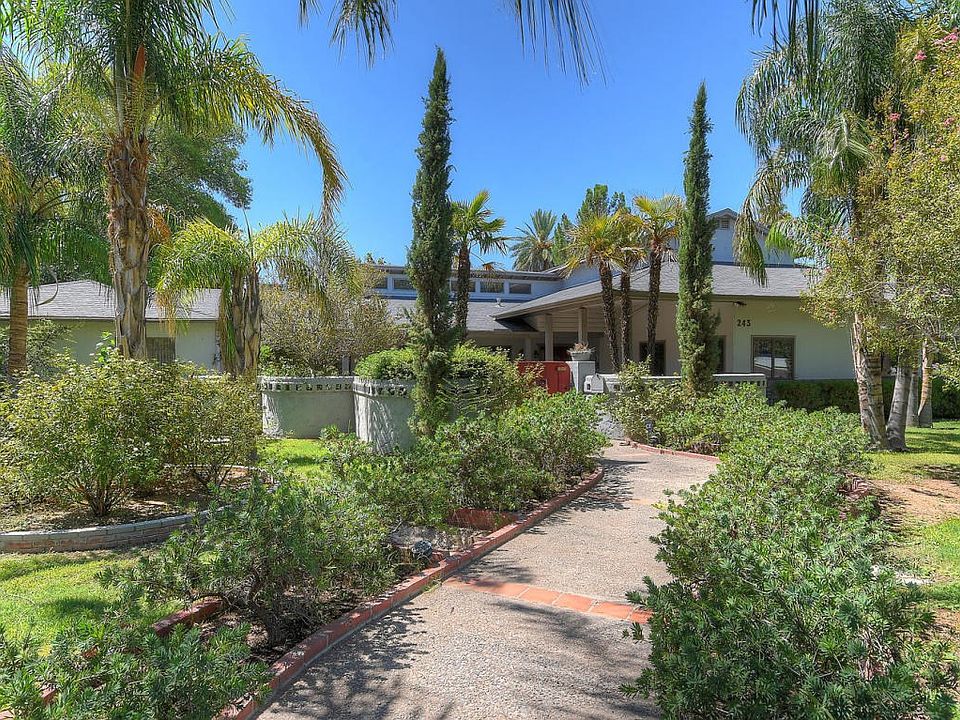 243 W Montebello Ave Phoenix-large-001-2