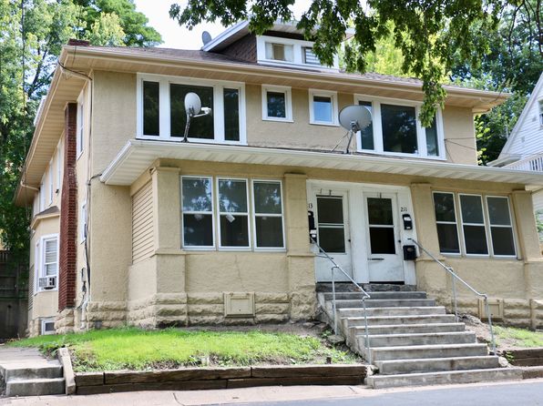 213 Washington Ct #1/2