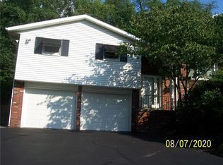 146 Coyle Curtain Rd, Monongahela, PA 15063
