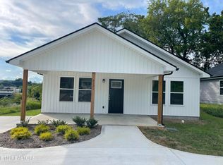 2121 Massachusetts Ave, Knoxville, TN 37921