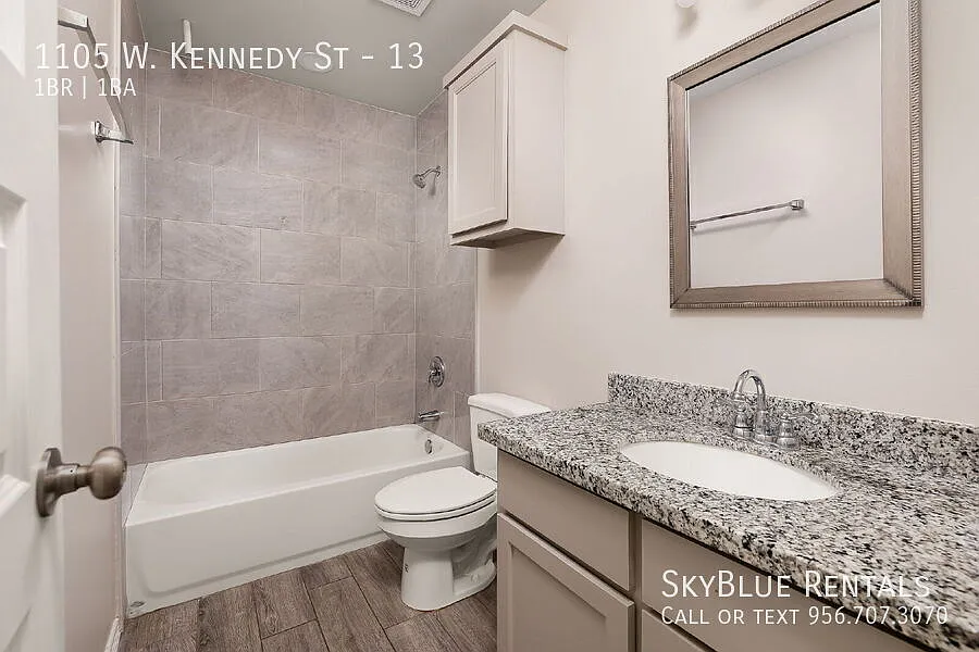 1105 W Kennedy St #13
