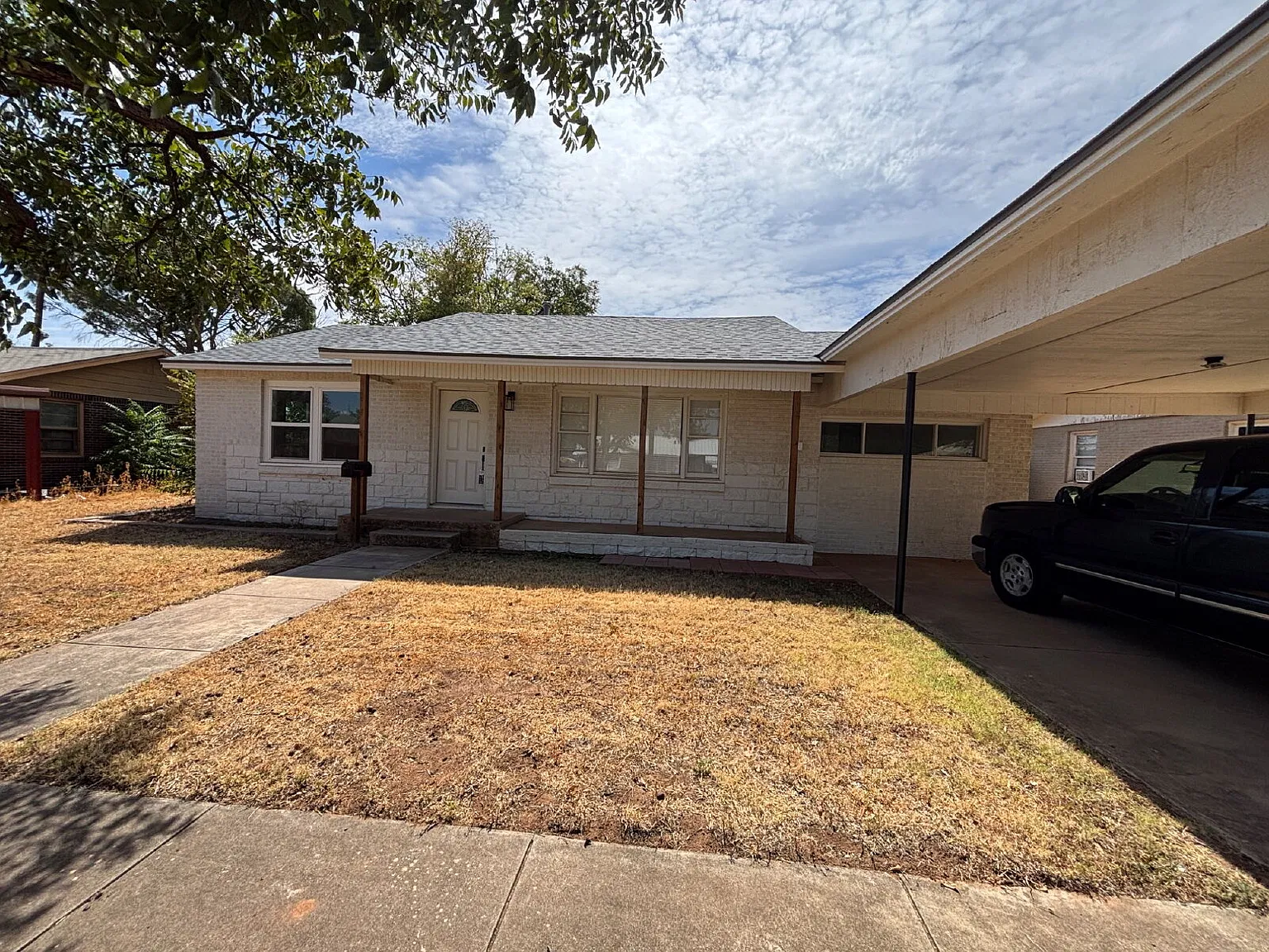 3 bed, 2.0 bath, 1627 sqft, $1,500 — Photo 2