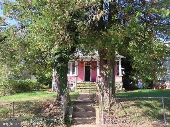 3012 Oak Hill Ave, Baltimore, MD 21207