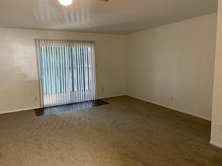 1053 Unaweep Ave — Photo 9