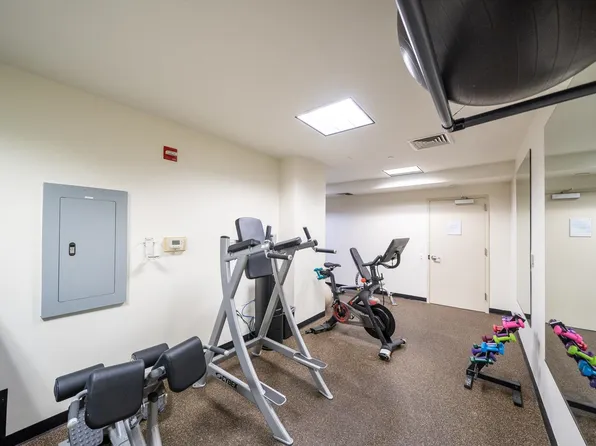 915 Hudson Park image 30 of 44