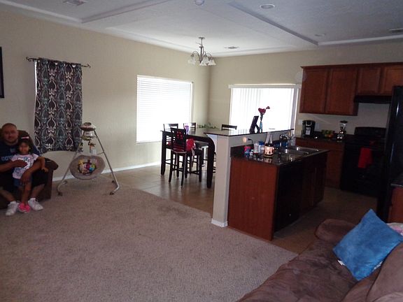 4th image of 1018 Heather Dr
