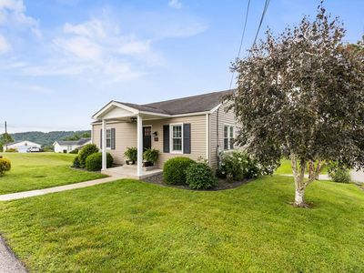 49 Midway Ln, Glen Dale, WV, 26038