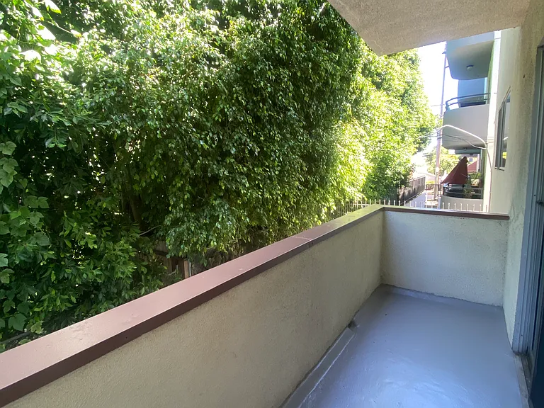 2038 S Bentley Ave #103 — Photo 9