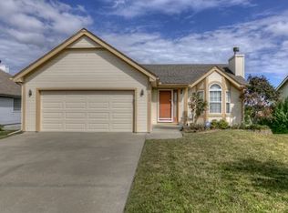 822 NE 107th Ter, Kansas City, MO 64155