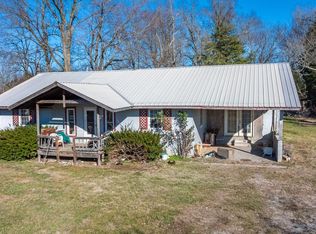 7560 Old Madisonville Rd, Hopkinsville, KY 42240