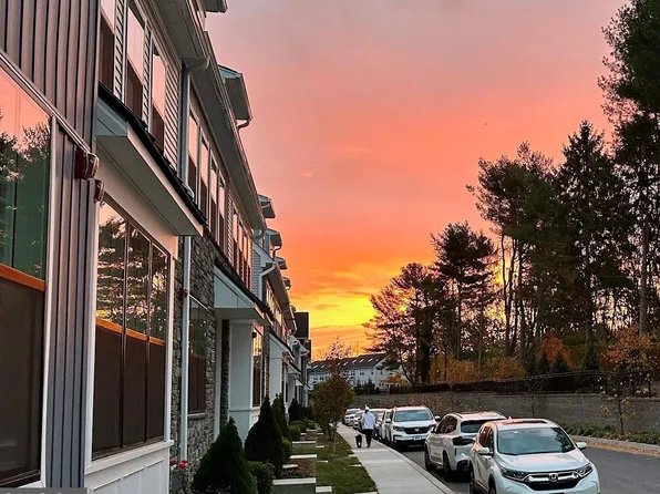 364 Daily Local Dr, West Chester, PA 19382