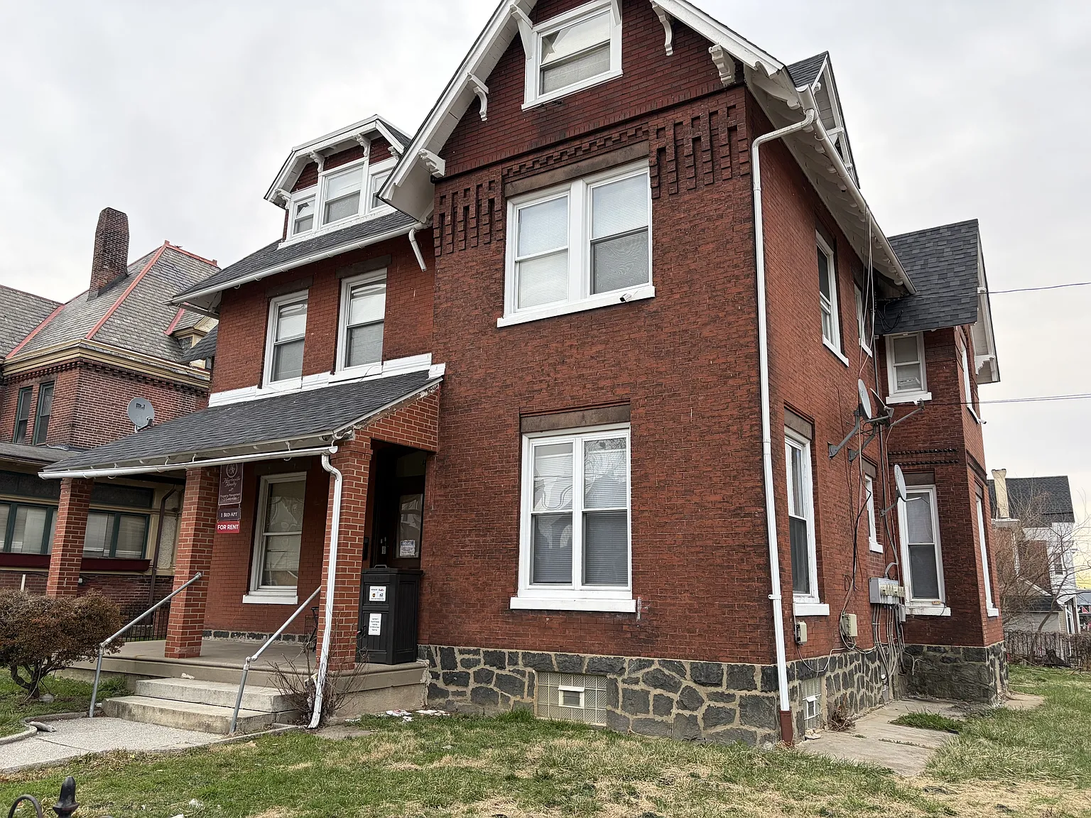 4643 Leiper Street — Photo 2