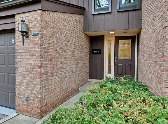 2nd image of 1809 Wildberry Dr Unit G