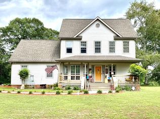 1198 Grand Center Rd, Chickamauga, GA 30707