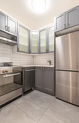 216 Eighth Avenue in Chelsea