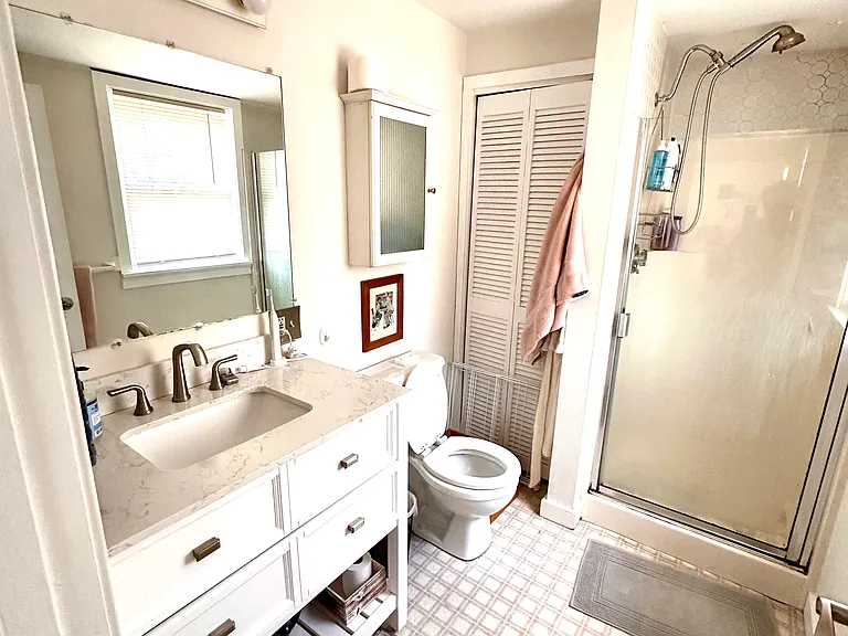 15 Oakland St #1/2 — Photo 11