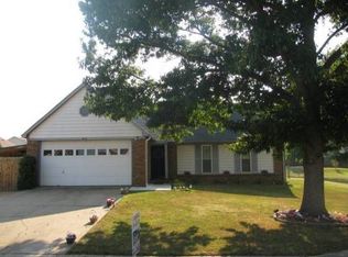 6775 Riverdale Rd, Horn Lake, MS 38637