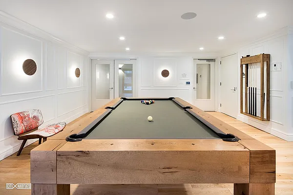 Rented by Citi Habitats | media 42