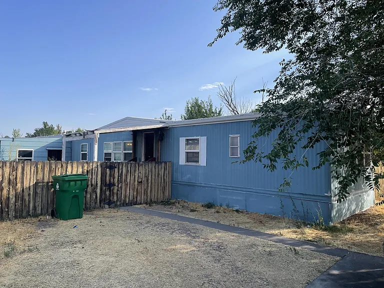 67 Montrose Dr — Photo 1