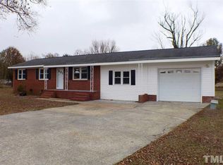 854 Five Points Rd, Benson, NC 27504