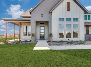 560 Aermotor Loop, Weatherford, TX 76085