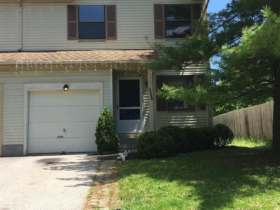 1st image of 4872 Herndon Dr