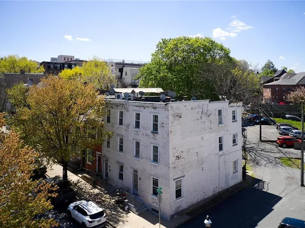 2527 S 6th St, Easton, PA 18042