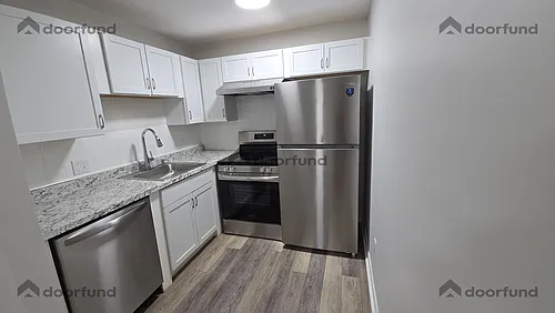 174 Columbus St #4 Photo 1 174 Columbus St #4 Photo 1